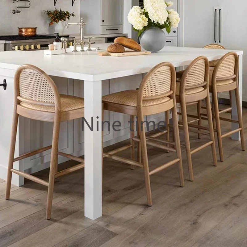 Krzesło barowe z litego drewna – Commercial Kitchen And Bar recenzja i cena